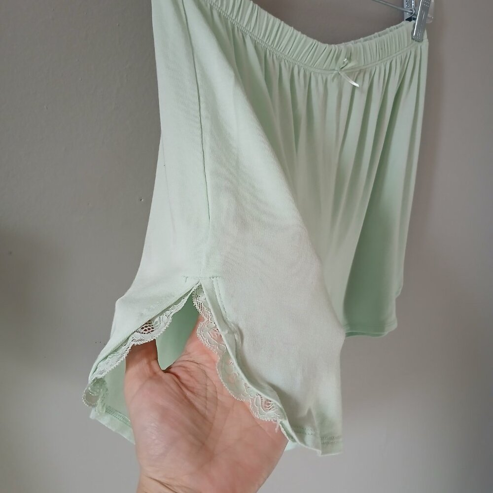 Knix‎ Pajama Set Size Medium Mint Green Lace Cami and Shorts - Picture 10 of 11